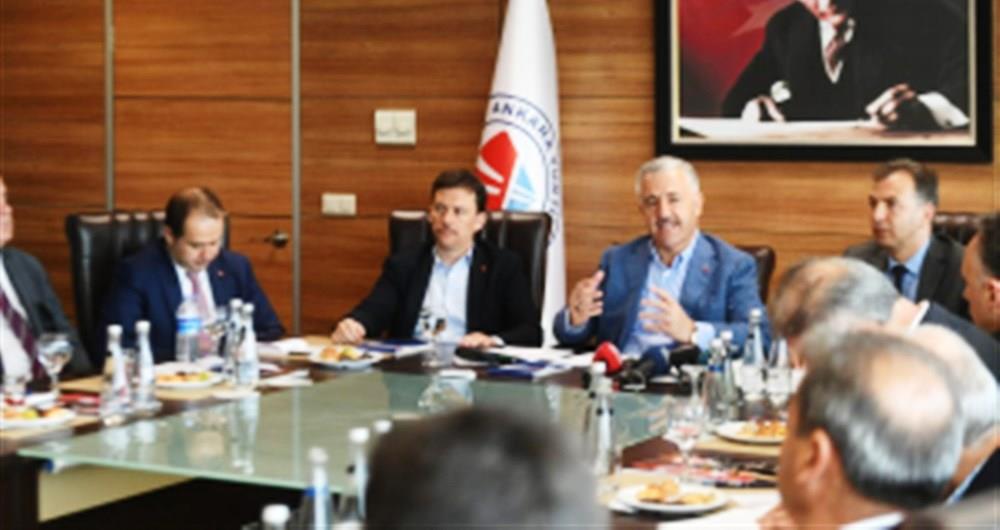 BAKAN ARSLAN, ANKARA LOJİSTİK ÜSSÜ`NÜ ZİYARET ETTİ